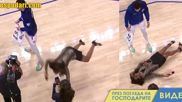 Репортерка падна по лице по време на интервю (видео)