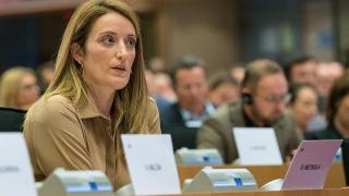 Роберта Мецола стана третата жена, оглавила Европейския парламент