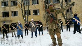 Защо няма протести срещу заплахата от война в Украйна?