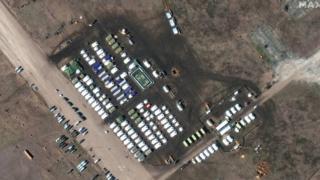 Спътникови снимки показват военна активност в Беларус, Крим и Западна Русия