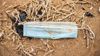 3 милиона предпазни маски се използват всяка минута и повечето попадат в природата