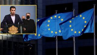 ЕС обсъжда пети пакет санкции и ембарго върху петрола от Русия