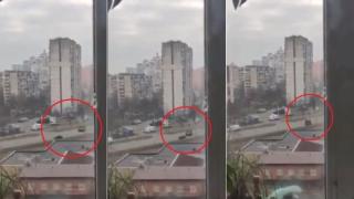 Танк минава върху движеща се цивилна кола в Киев (видео)