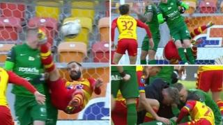 Опит за задна ножица завършва с нокаут и червен картон (видео)