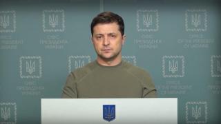 Зеленски покани папа Франциск да посредничи между Киев и Москва