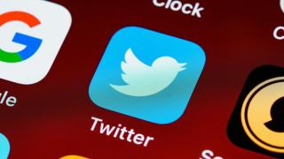 Жена от Саудитска Арабия получи 34-годишна присъда за използване на Twitter