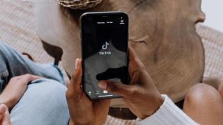 Meta плаща за медийна кампания срещу конкурента TikTok