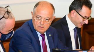 Ген. Атанас Атанасов: България ще даде военнотехническа помощ на Украйна (видео)