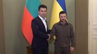 Кирил Петков се срещна с Володимир Зеленски (видео)