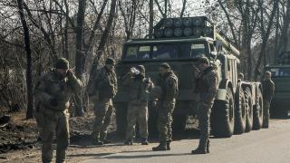 Оръжие за Украйна: Кога ставаш участник във войната?