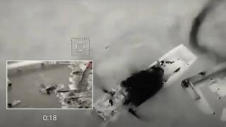Украйна показа унищожаването на руски десантен катер (видео)