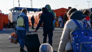 Има недостиг на хранителни продукти в центровете за бежанци вече втори месец (видео)
