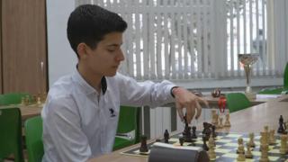 16-годишно момче от Добрич е най-младият гросмайстор у нас (видео)
