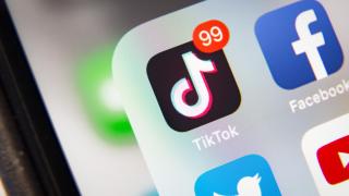 Политиците в Италия привличат младите избиратели чрез TikTok