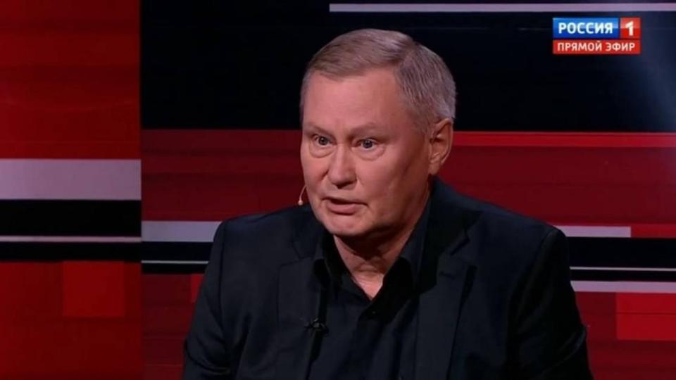 Критик на руската стратегия изведнъж започна да хвали Путин в ефир | Title Критик на руската стратегия изведнъж започна да хвали Путин в ефир