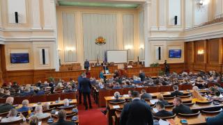 "Продължаваме промяната" си нае лобисти в САЩ, били с цел реклама на България