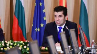 Млади художници нарисуваха мечтаното единство между България и Република Северна Македония