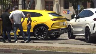 10-годишният син на Бен Афлек блъсна Lamborghini в BMW