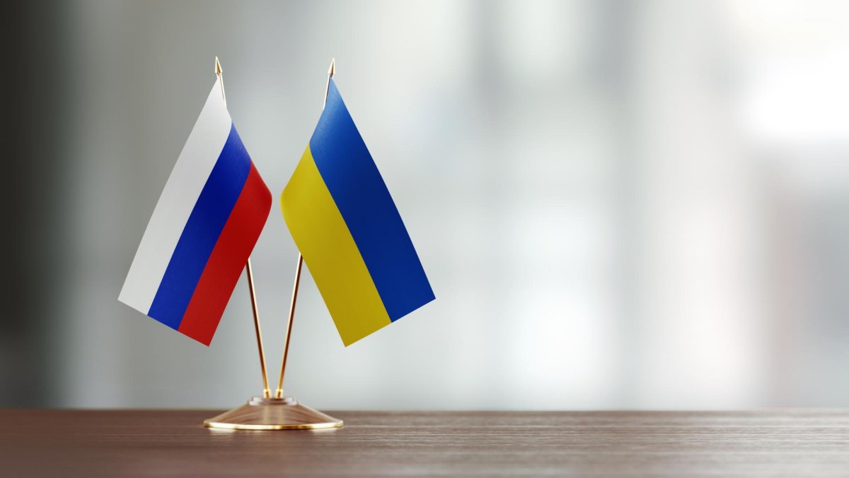 Делегациите на Русия и Украйна се срещнаха лице в лице за първи път от месеци насам