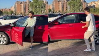 Показаха колко лесно и бързо се краде автомобил Tesla (видео)