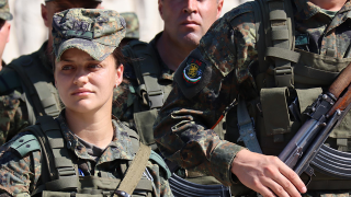 Сърбия връща задължителната военна служба