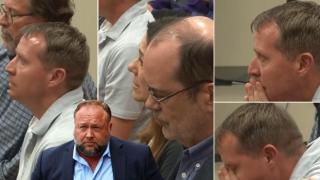 Осъдиха за милиард долара конспиратор, отрекъл масово убийство на деца (видео)