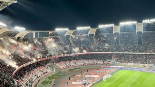 50 000 зрители на мач от втора дивизия на Коледа (видео)