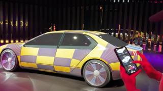 BMW представи кола, чиито цветове може да се сменят с телефона (видео)