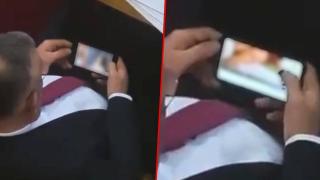 Сръбски депутат напуска парламента, след като го хванаха да гледа порно по време на дебат (видео)