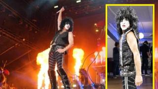 Вижте фронтмена на рок легендите от "KISS" на ваканция и без грим (снимка)