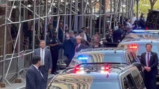 Арестуваха Доналд Тръмп, поддръжници са окупирали съда в Ню Йорк (видео)