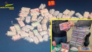 Заловиха рекордно количество кокаин в Средиземно море (видео)