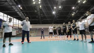 Канада унижи България на волейбол