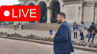 НА ЖИВО: "Господарите" на протеста на партия "Вързраждане" срещу правителството (видео)
