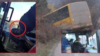 Шофьор на училищен автобус самокатастрофира - деца са го виждали да пие и пуши зад волана (видео)
