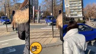 Социалните мрежи хванаха поредния шофиращ в пешеходна зона (видео)