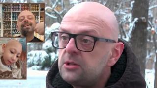 Мъж обръсна брадата си за кауза в помощ на болно дете (видео)