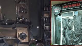 Умишлен палеж унищожи напълно бръснарница в Пловдив (видео)