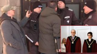 Недоволни от избора на Атанасова и Белазелков протестират пред КС (видео)