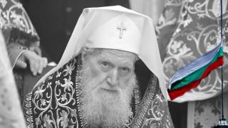 На живо: България изпраща патриарх Неофит (видео)
