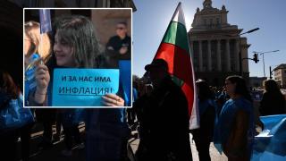 Увеличават заплатите на държавните служители със задна дата (видео)