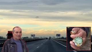 "Закъсали" румънци мамят шофьори на пътя, дават фалшиви скъпоценности за пари за гориво (видео)