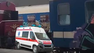 Влаков инцидент на Централна гара в София, има пострадали (видео)