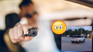 Гняв на пътя: Шофьор на джип насочил пистолет срещу автобус в София (видео)