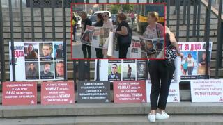 Пореден протест в София призовава за справедливост за убитите във войната по пътищата (видео)