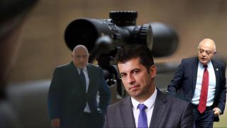 Службите охраняват трима партийни лидери