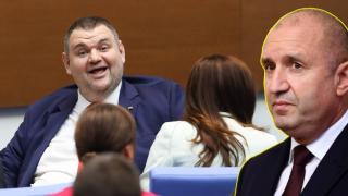 "Мистър Кеш разцепи ДПС": Пеевски обвинява Радев за собствените си каши (видео)