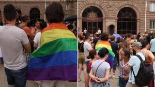 Протестиращи срещу закона за “ЛГБТ пропагандата” поискаха оставката на Радев (видео)