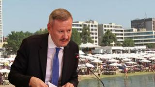 Хотелиери заплашиха да блокират пътя Варна-Бургас заради непосилни сметки за ток (видео)
