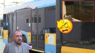 Вандалът, потрошил стъклото на тролей в София, се оказа шофьорът (видео)
